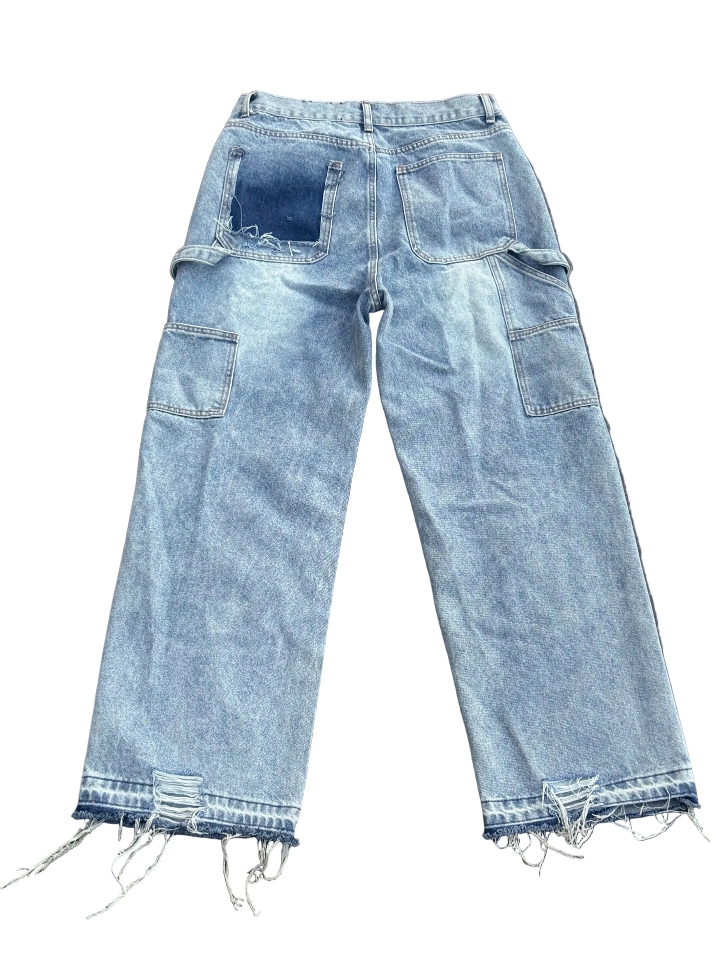 DISTRESSED BAGGY DENIM